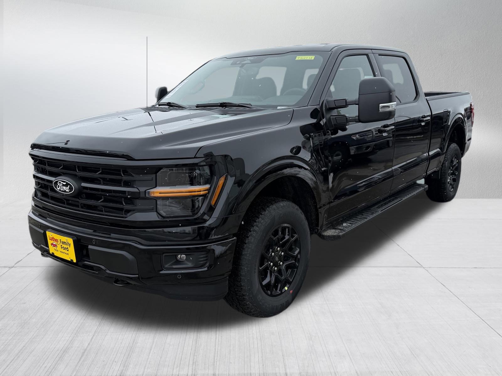 New 2026 Agate Black Metallic Ford XLT image 2