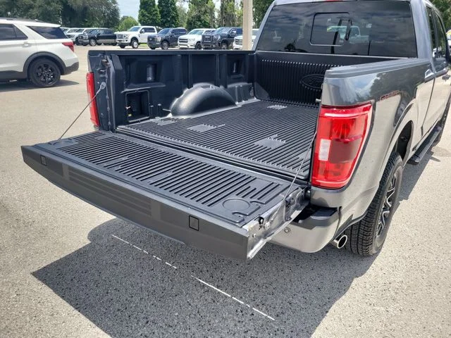 Used 2023 Gray Ford XLT image 10