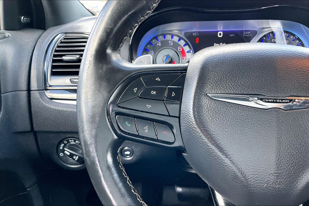 Used 2019 White Chrysler S image 27