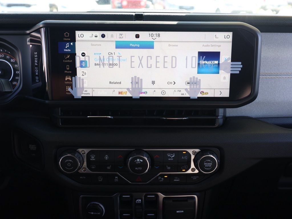 New 2026 Granite Crystal Metallic Clear-Coat Exterior Paint Jeep Sport S image 27