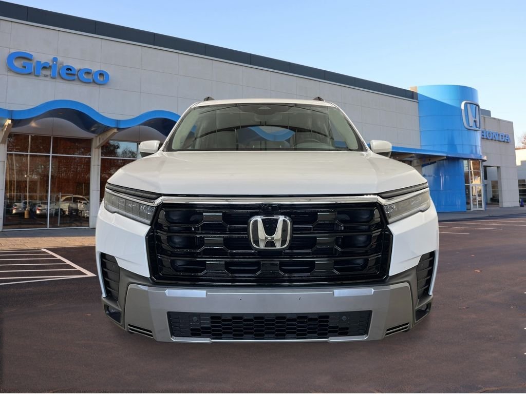 New 2026 Platinum White Pearl Honda Touring image 10