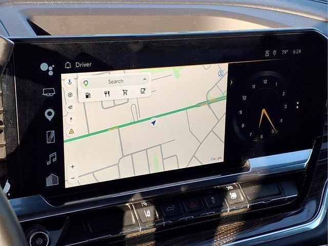 Used 2025 Summit White Chevrolet LT image 6