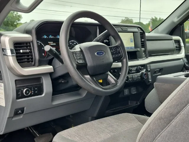 Used 2025 White Ford XLT image 20