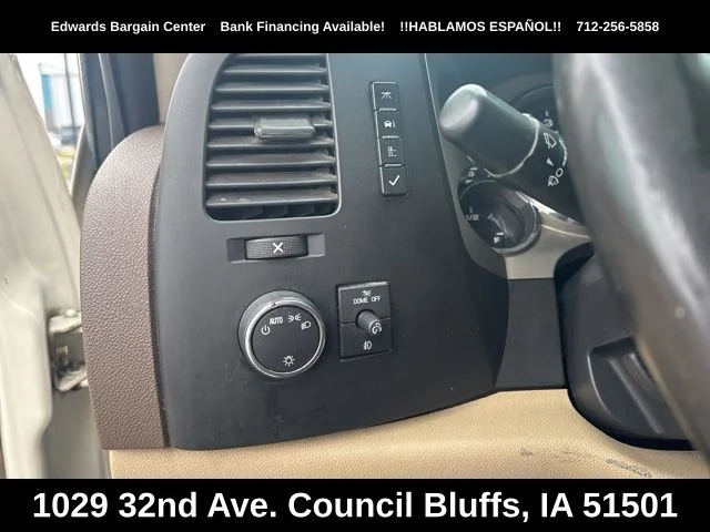 Used 2012 White Chevrolet LT image 15