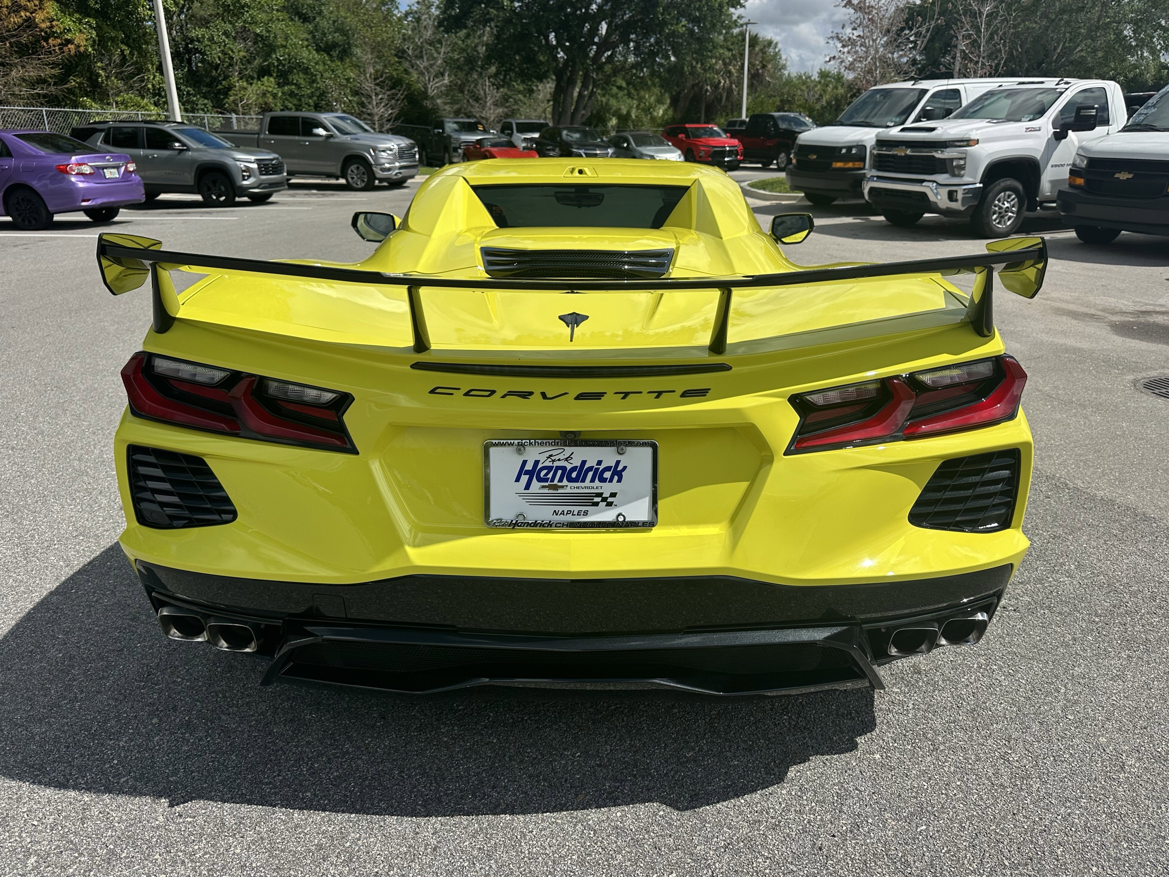 Used 2020 Accelerate Yellow Metallic Chevrolet 2LT image 8