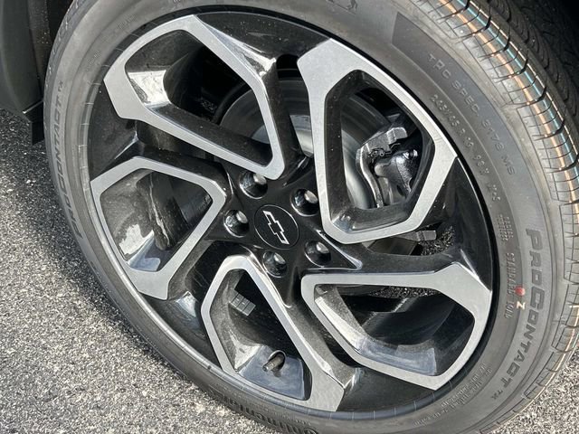 New 2026 Sterling Gray Metallic Chevrolet 2RS image 12