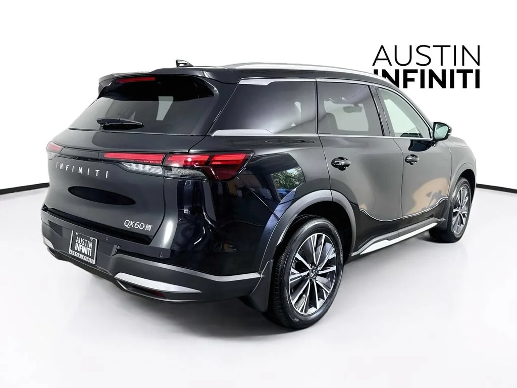 Certified Used 2026 Black INFINITI LUXE image 10