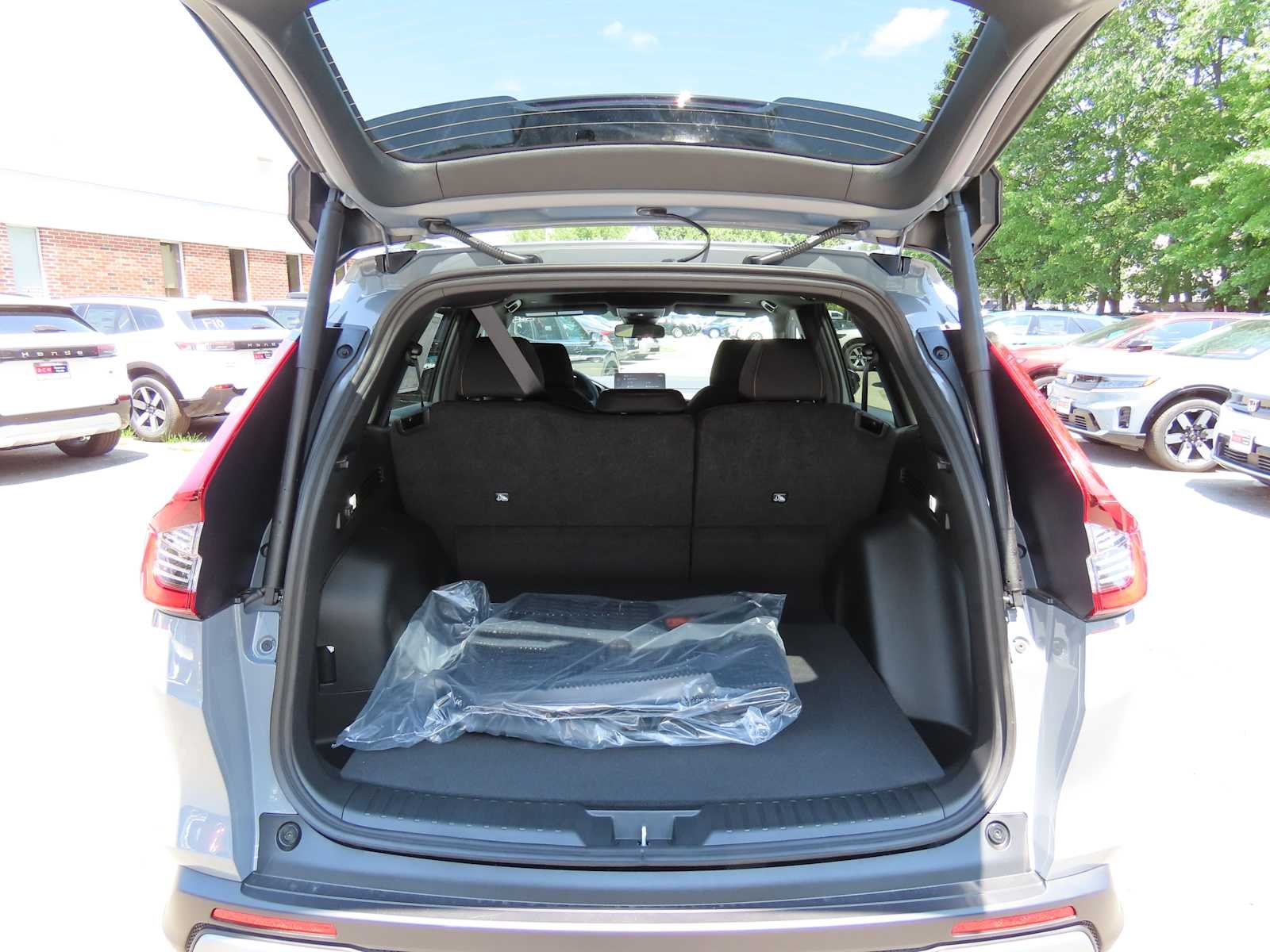 New 2026 Urban Gray Pearl Honda TrailSport image 12