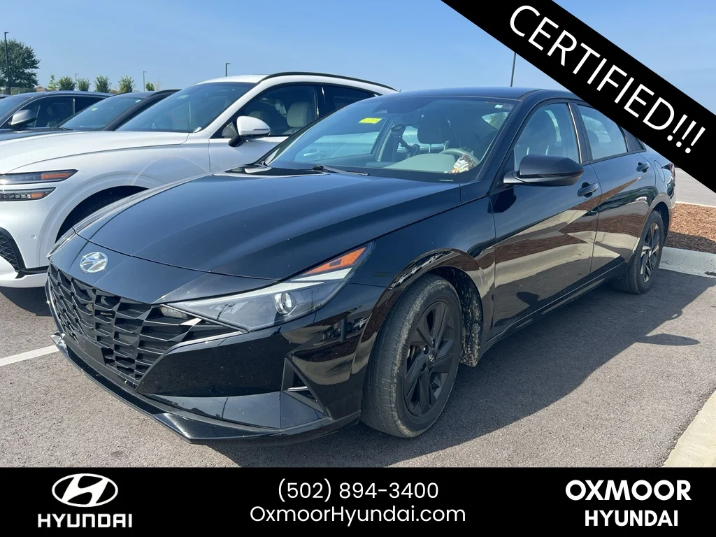 Used 2022 Phantom Black Hyundai SEL image 3