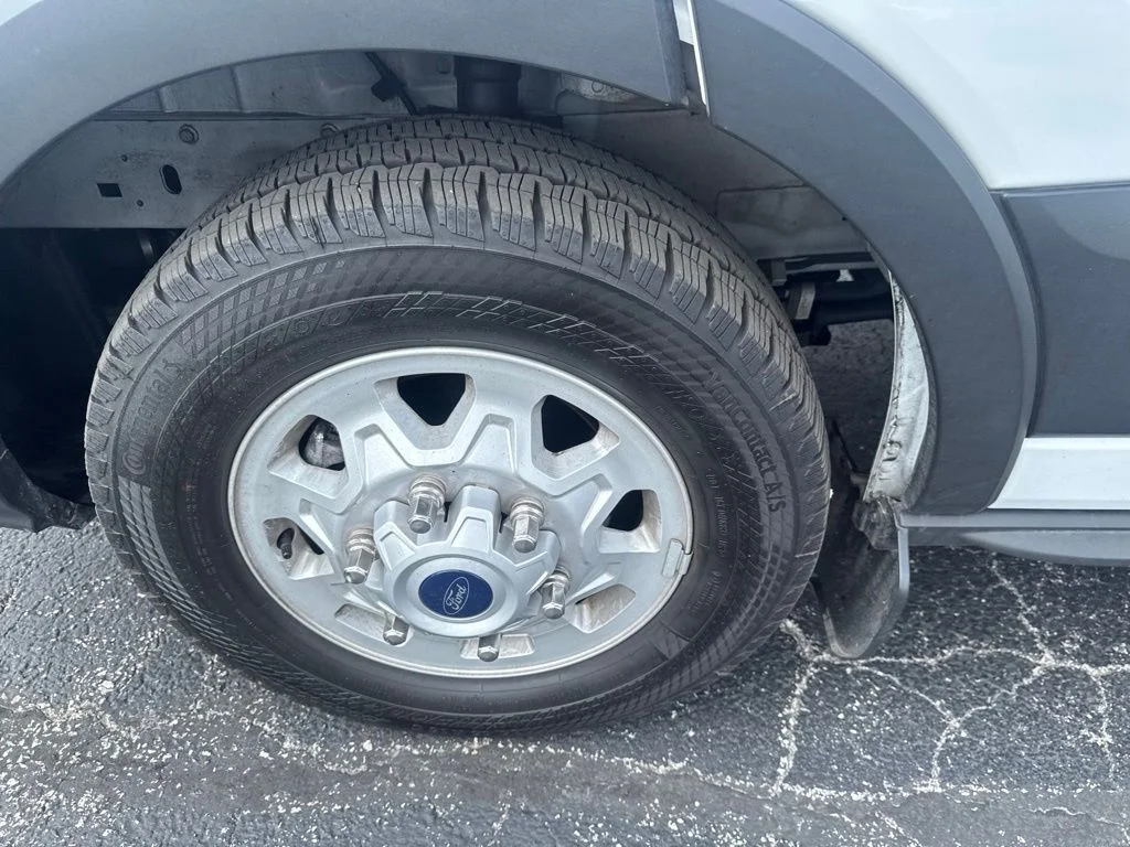 Used 2025 White Ford Base image 41