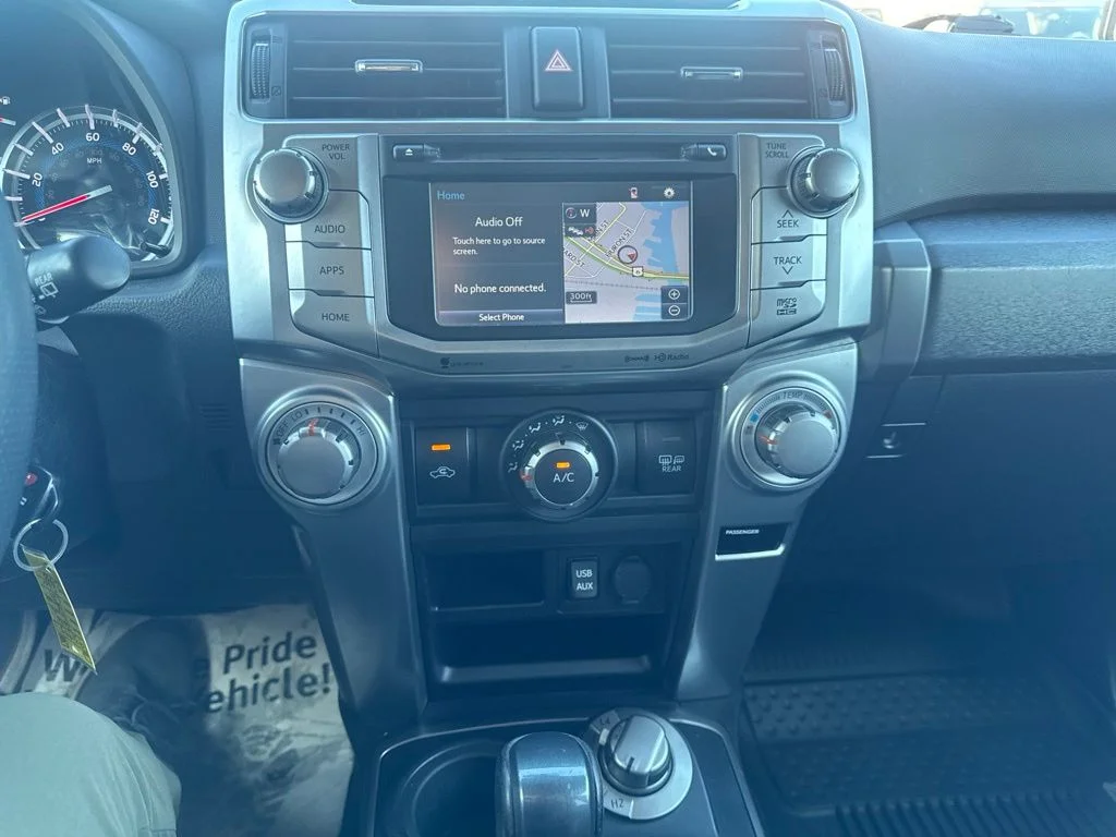 Certified Used 2018 Classic Silver Metallic Toyota SR5 image 6
