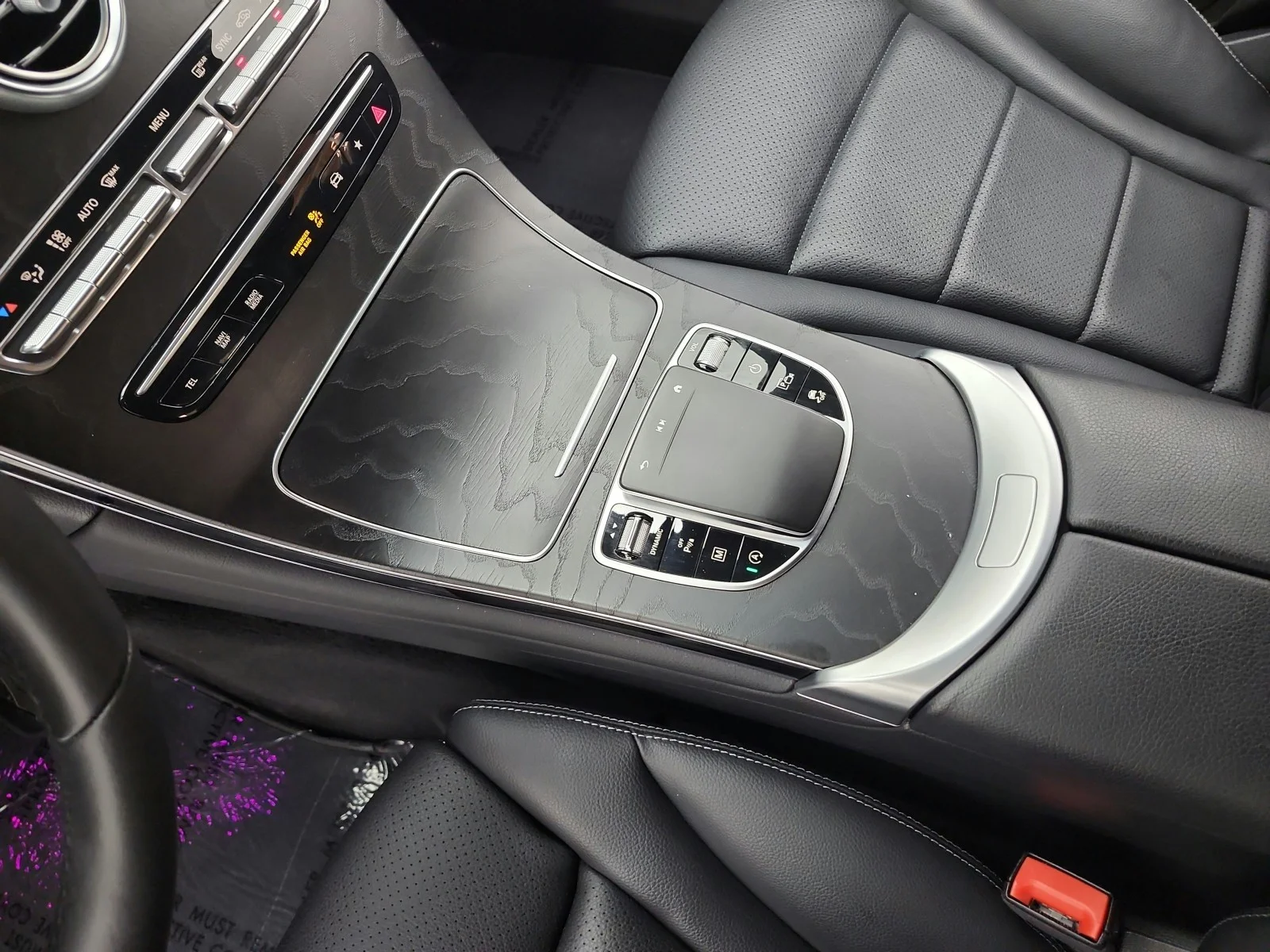 Used 2022 Black Mercedes-Benz GLC 300 SUV image 19