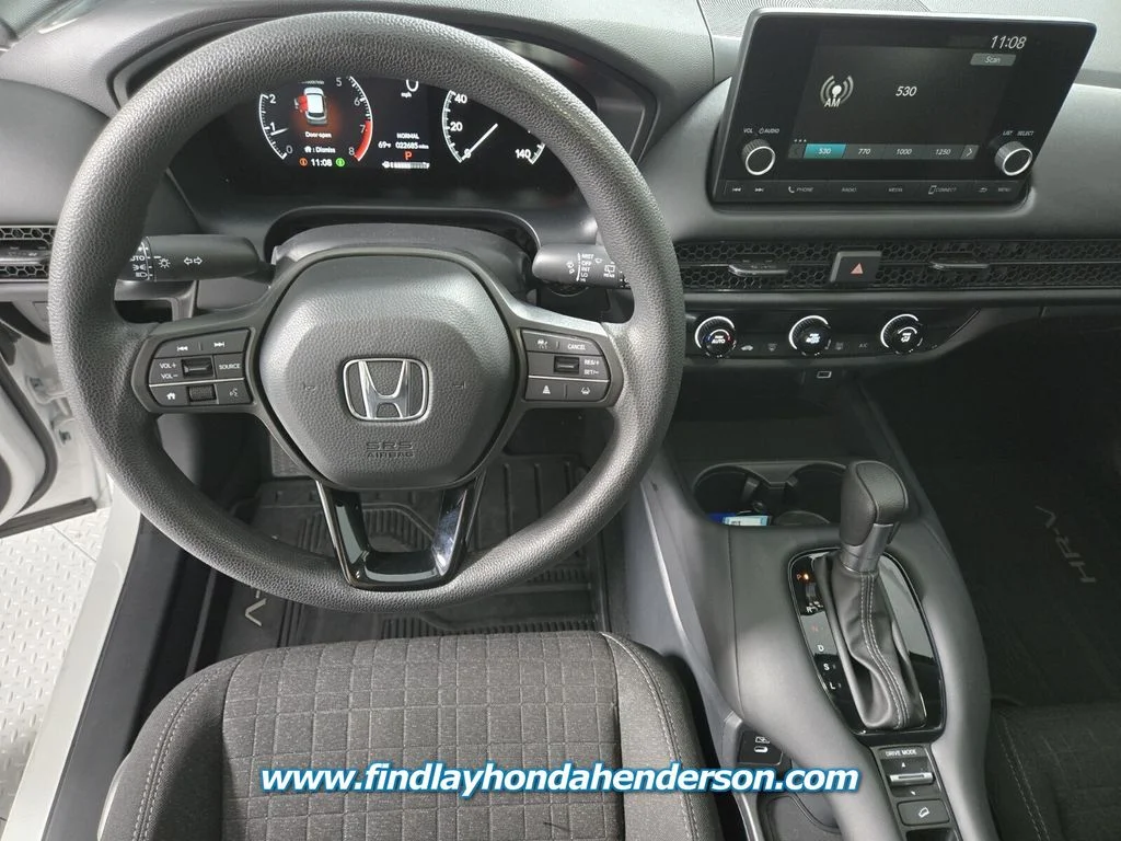 2025 Honda HR-V LX - Photo 17