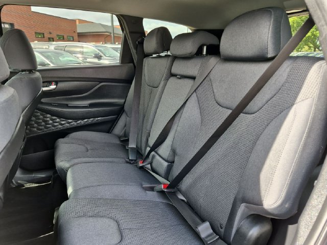 2020 Hyundai Santa Fe SE - Photo 22