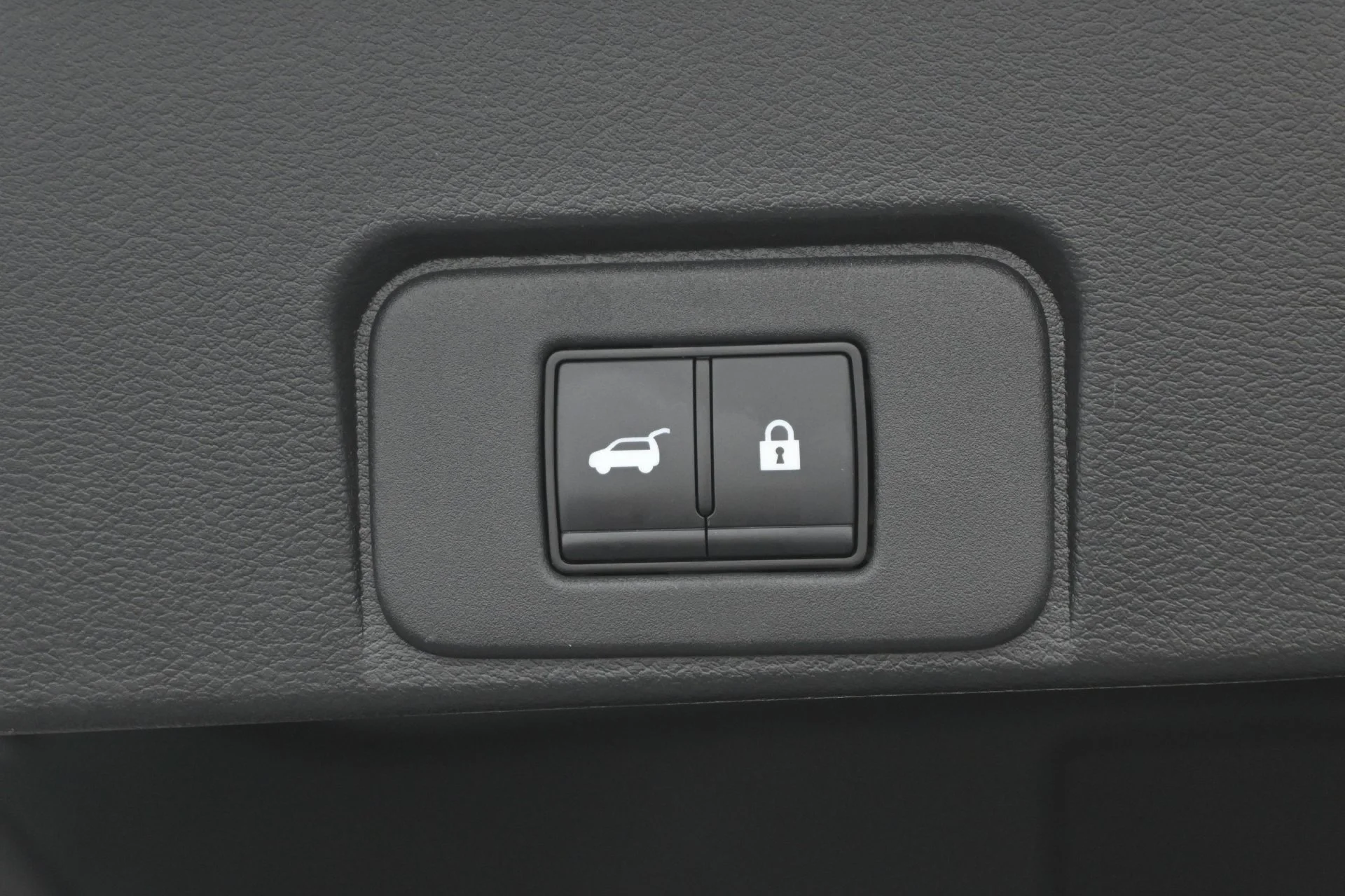 Used 2023 Gun Metallic Nissan SV image 19