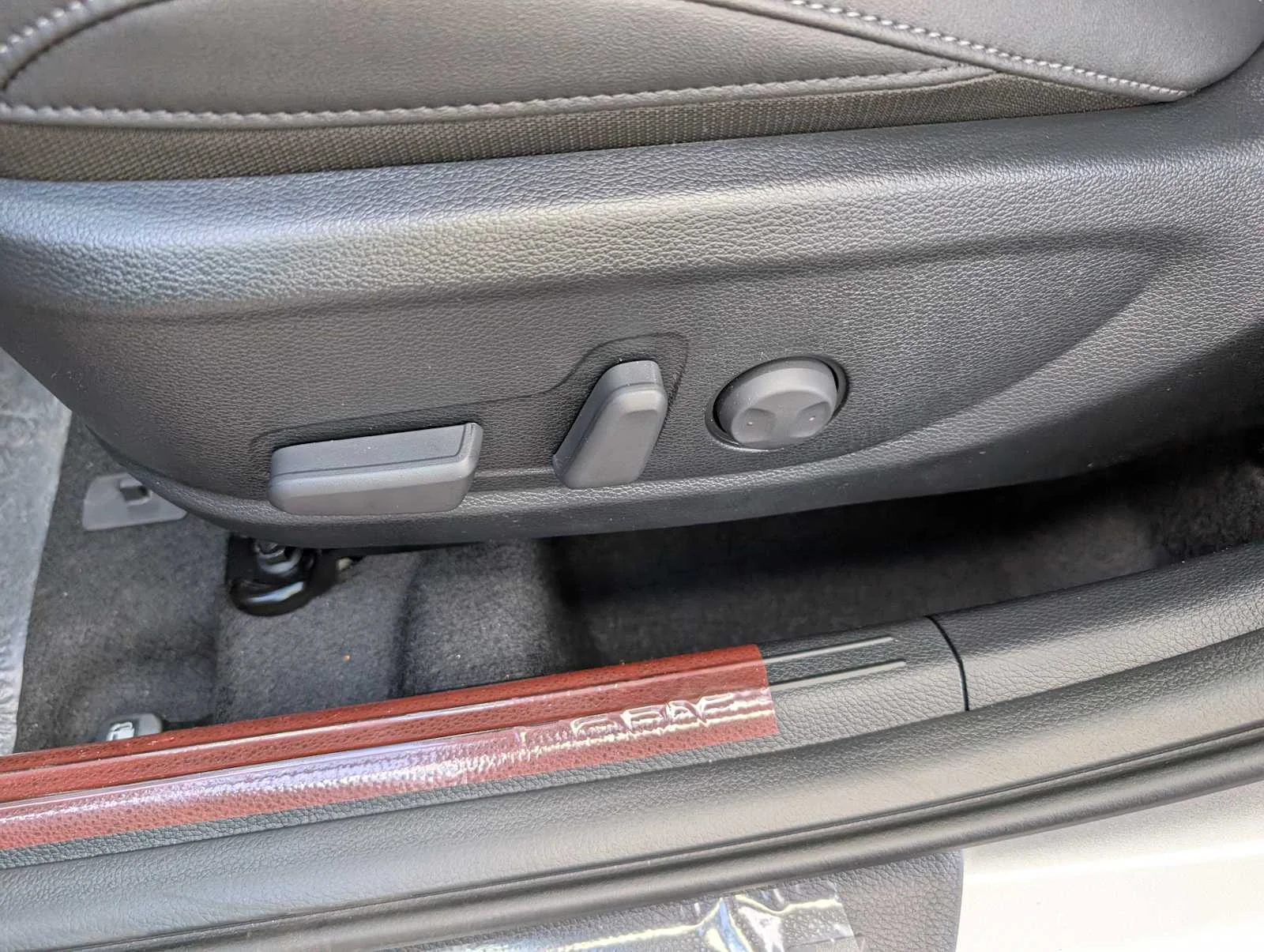 New 2026 Steel Gray Kia EX image 30
