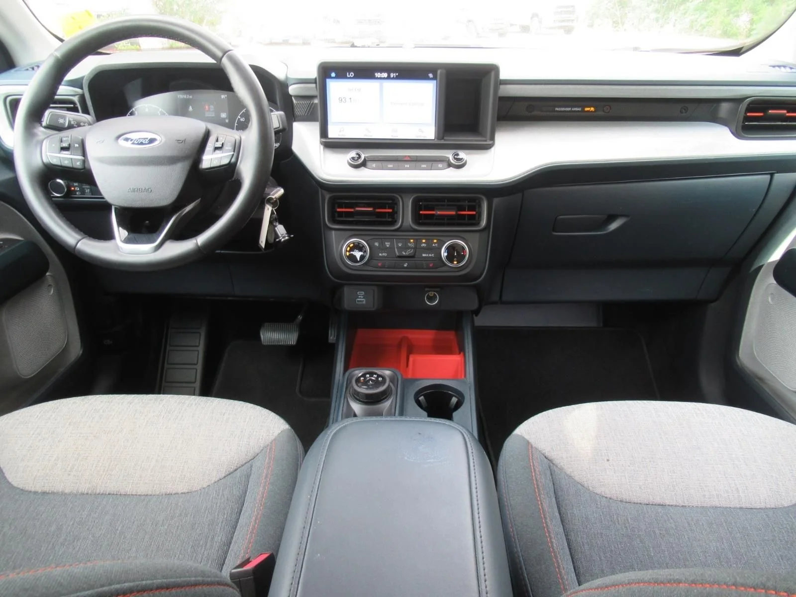 Used 2024 Black Ford XLT image 14