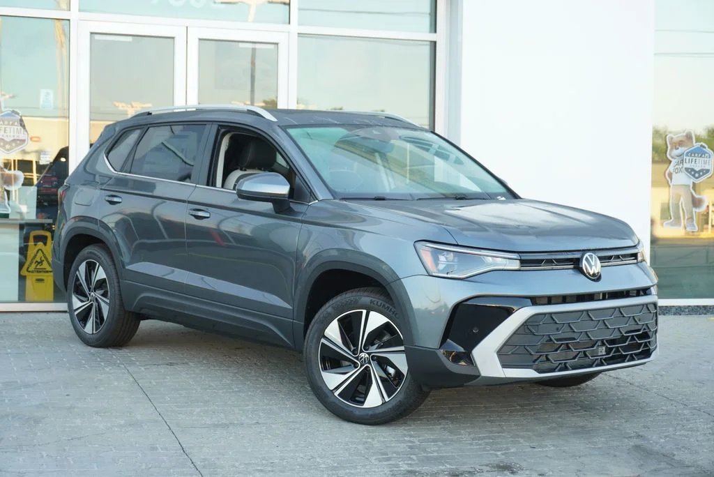 New 2026 Gray Volkswagen 1.5T SE image 4