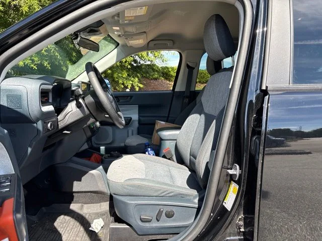 Used 2022 Black Ford XLT image 10