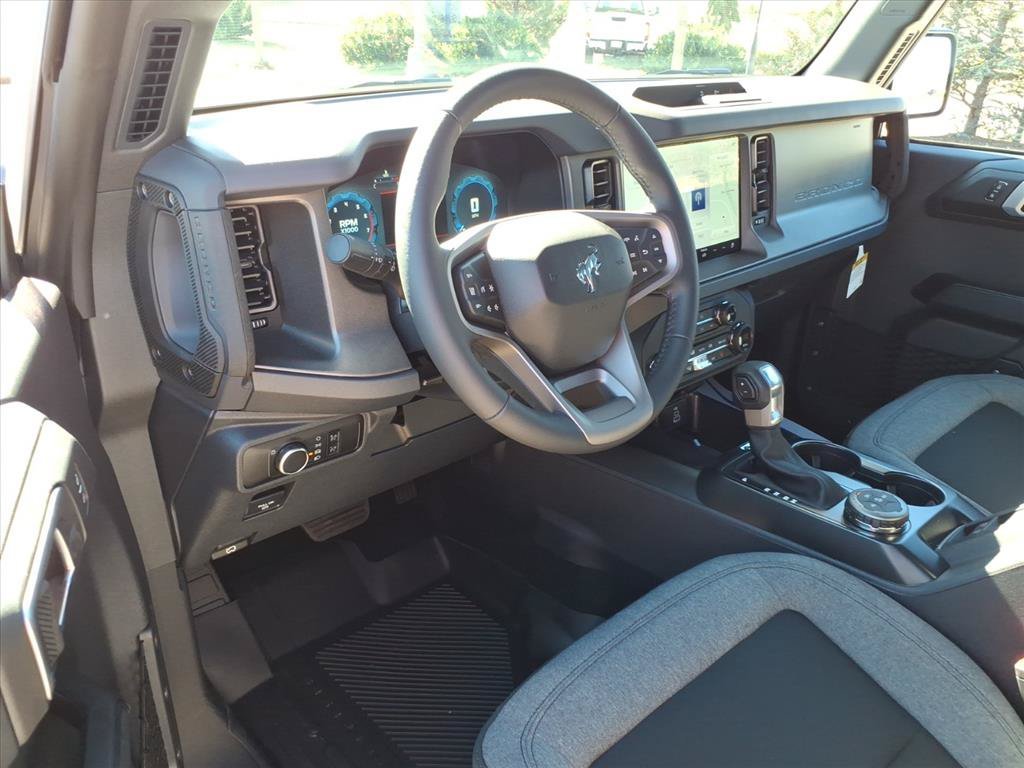 New 2026 Avalanche Gray Ford Big Bend® image 16