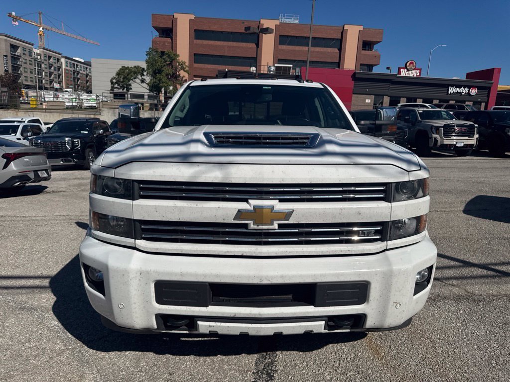Used 2019 Chevrolet Silverado 3500HD LTZ with VIN 1GC4KXEY5KF161785 for sale in Kansas City