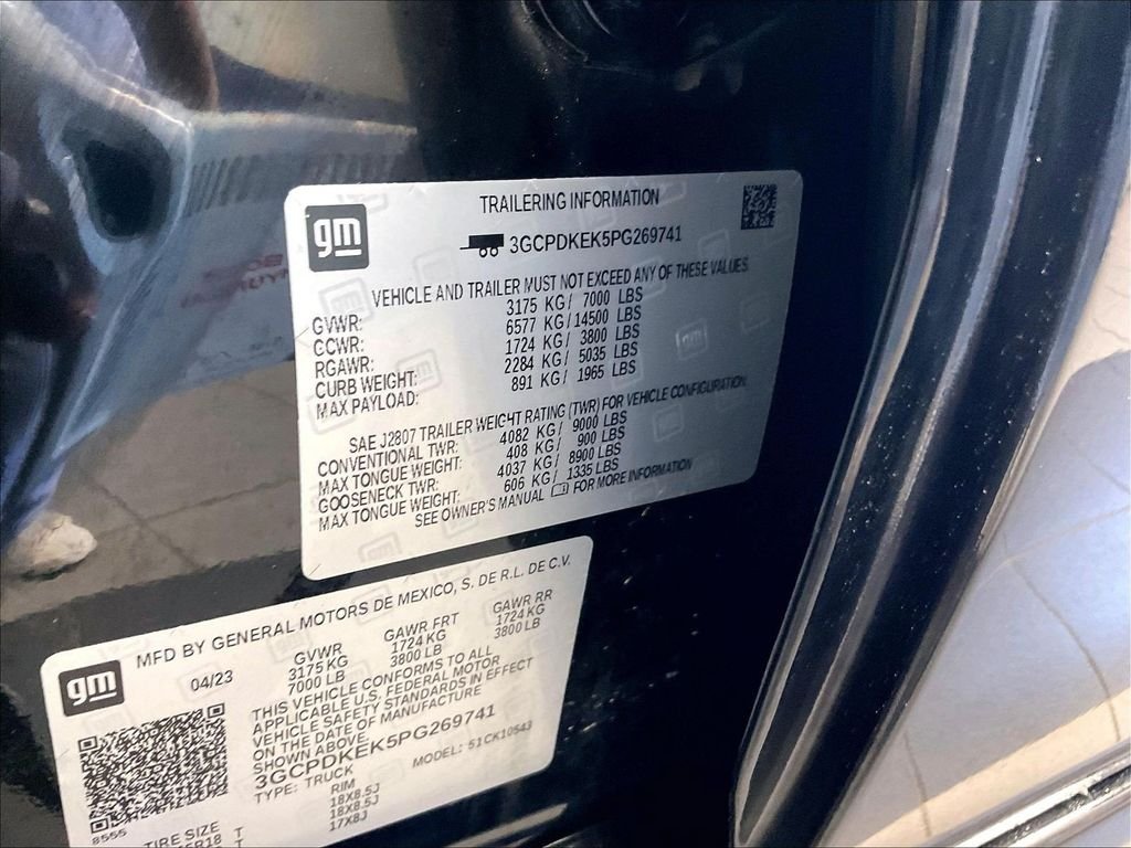 Used 2023 Black Chevrolet LT image 32