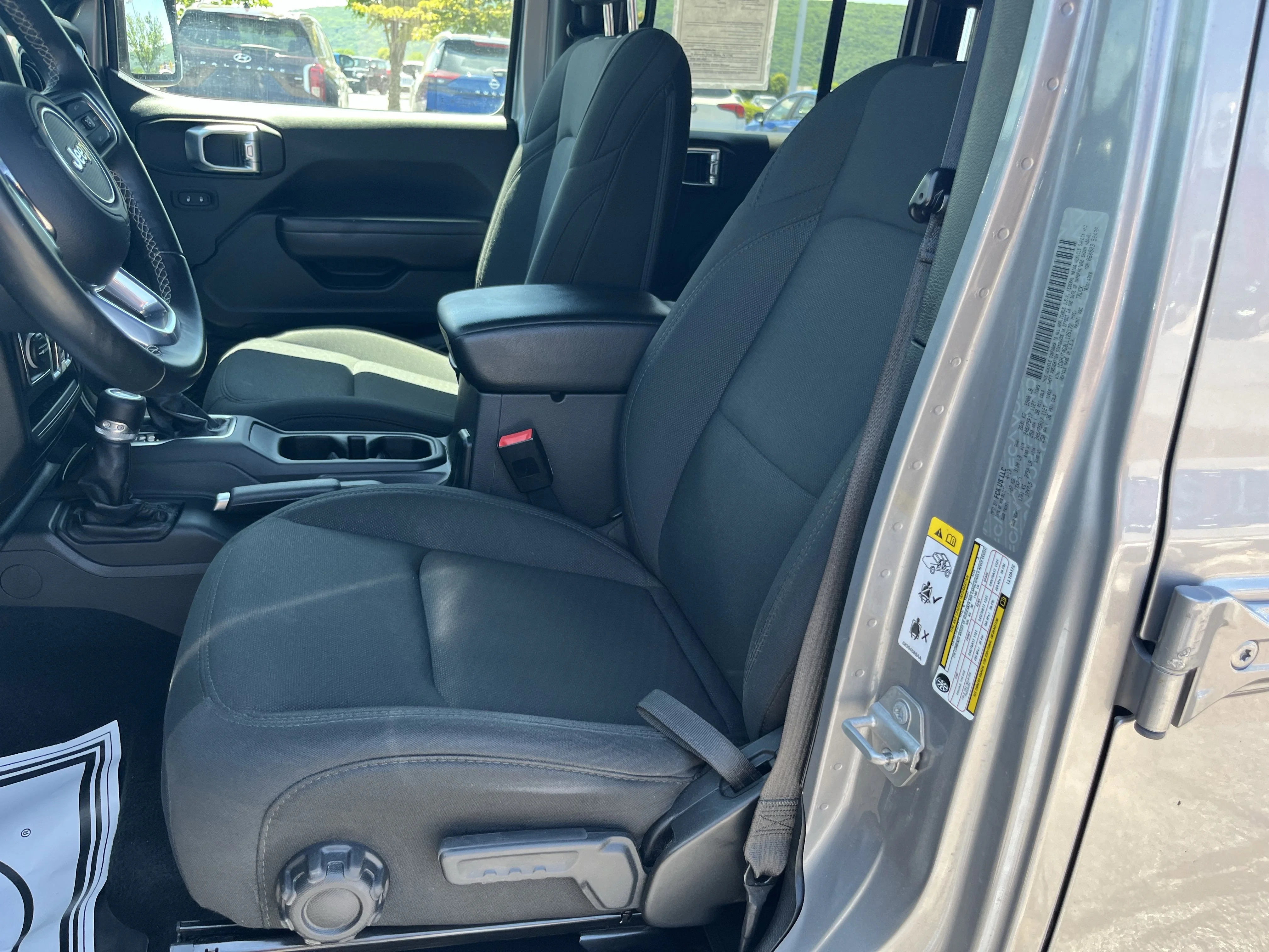 Used 2020 Billet Silver Metallic Jeep Sport image 15
