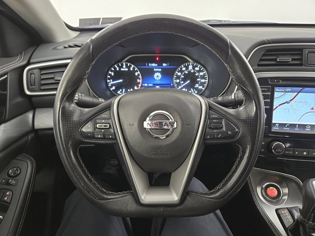 Used 2017 Deep Blue Pearl Nissan 3.5 SV image 10
