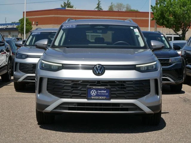 Certified 2025 Volkswagen Tiguan SE with VIN 3VVMR7RM3SM017754 for sale in Inver Grove Heights, Minnesota