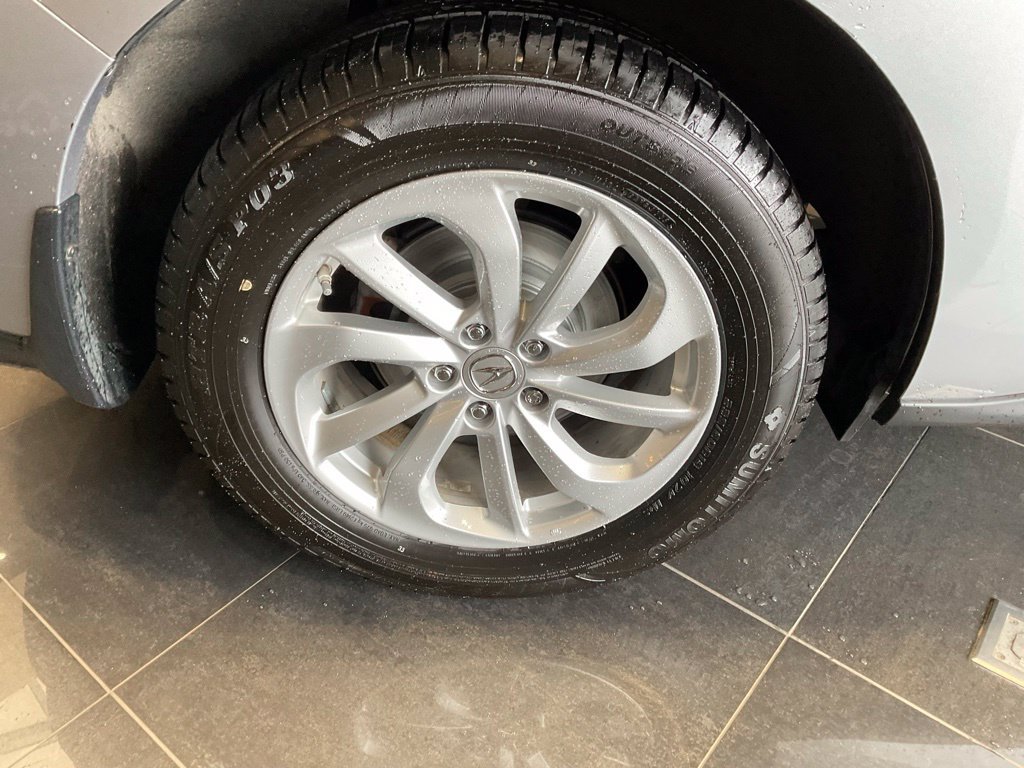 Used 2018 Silver Acura Technology Package image 8