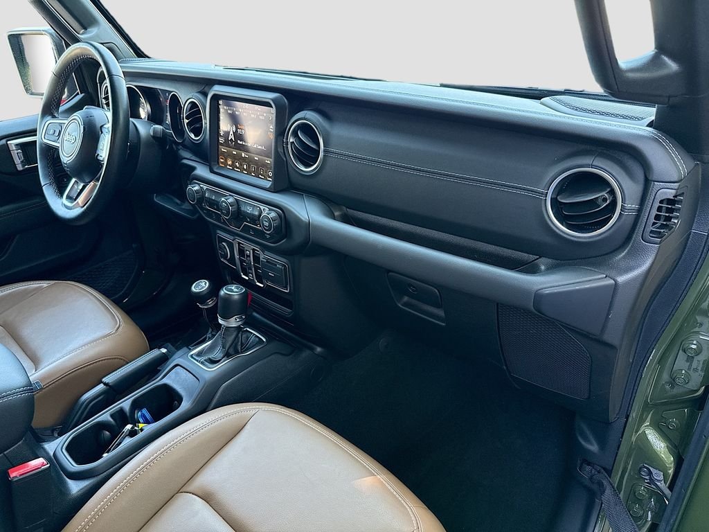 Used 2023 Sarge Green Clearcoat Jeep Sahara image 30