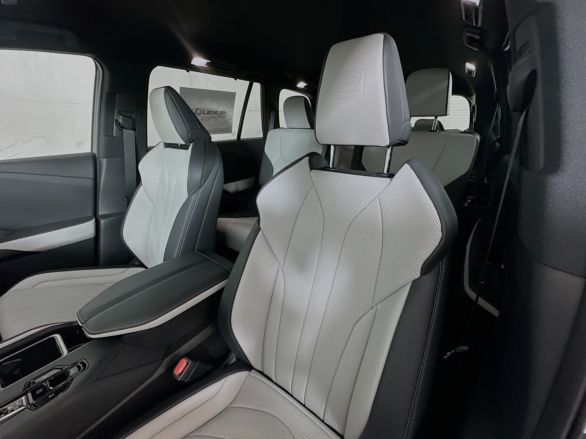 2026 Lexus TX 500h F-Sport Premium - Photo 19
