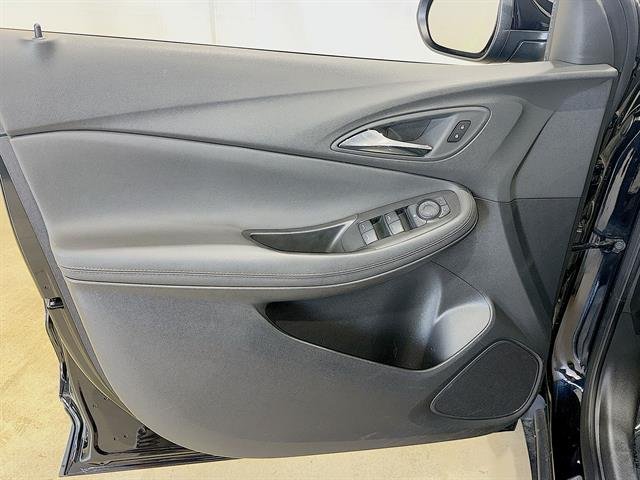 Used 2023 Ebony Twilight Metallic Buick Preferred image 20