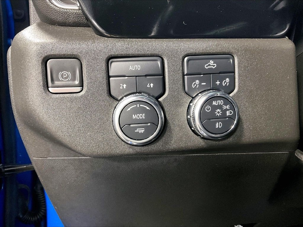 Used 2023 Blue GMC Elevation image 25