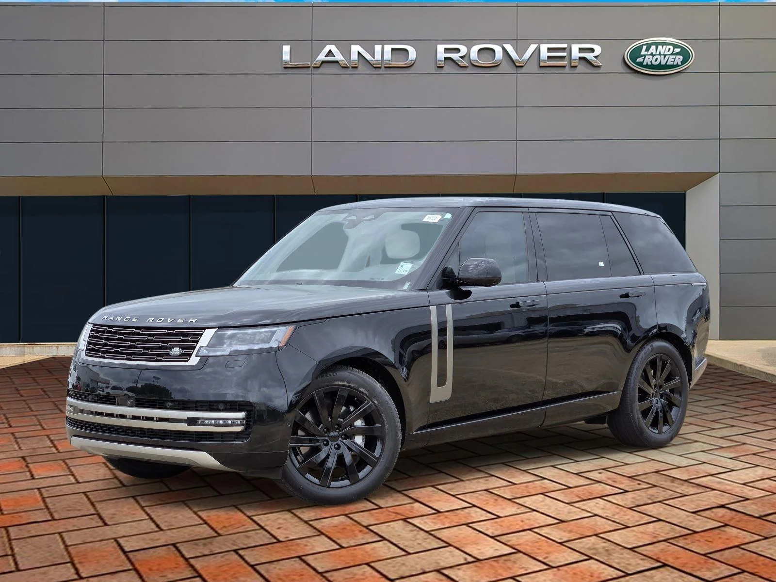 2025 Land Rover Range Rover 3.0 SE LWB 7's photo