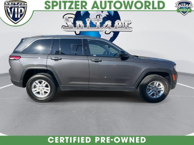 Used 2023 Gray Jeep Laredo image 16