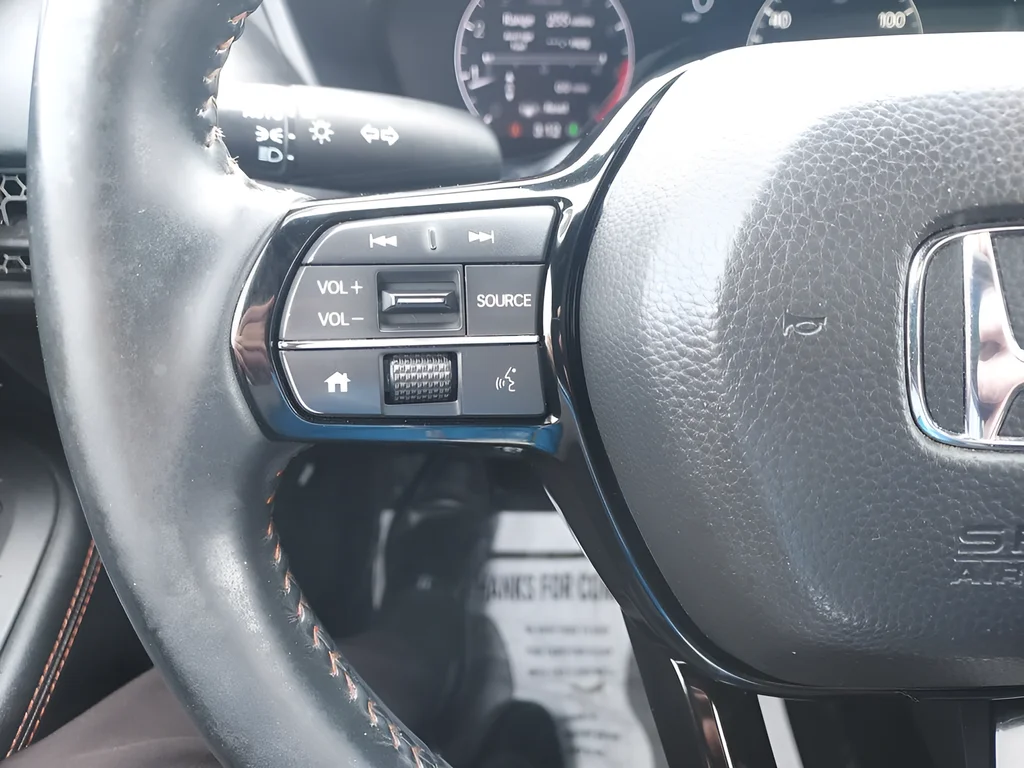 Used 2024  Honda Sport image 11