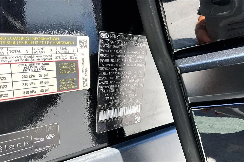 Used 2019 Black Land Rover 5.0L V8 Supercharged image 17