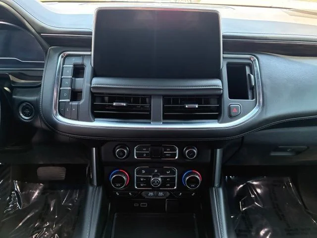 Used 2024 Black Chevrolet Z71 image 12
