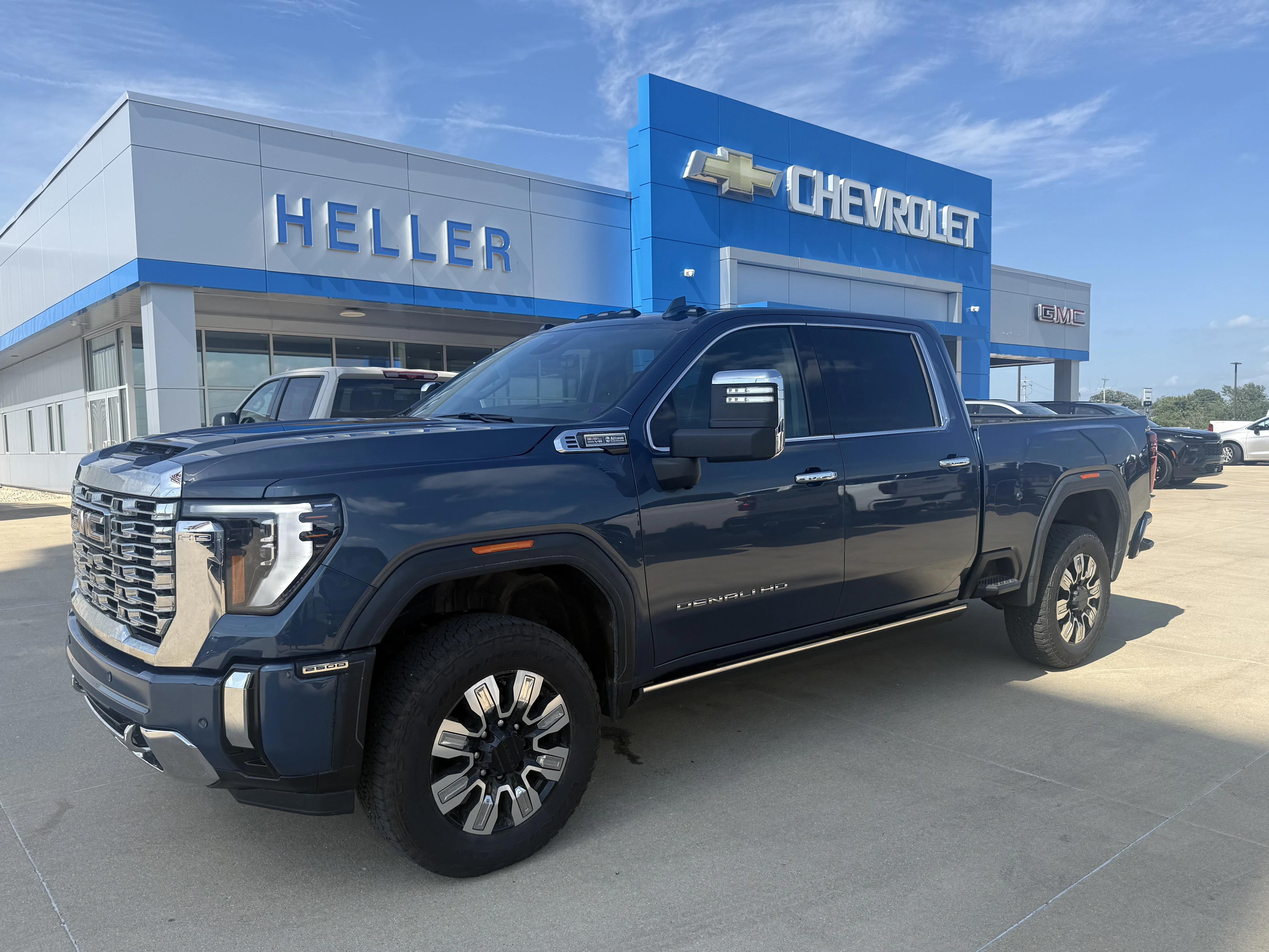Used 2026 Downpour Metallic GMC Denali image 3