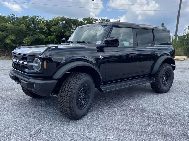 New 2026 Black Ford Outer Banks image 5