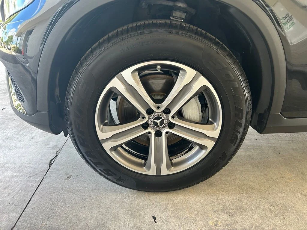 Used 2018 Black Mercedes-Benz GLC 300 image 14