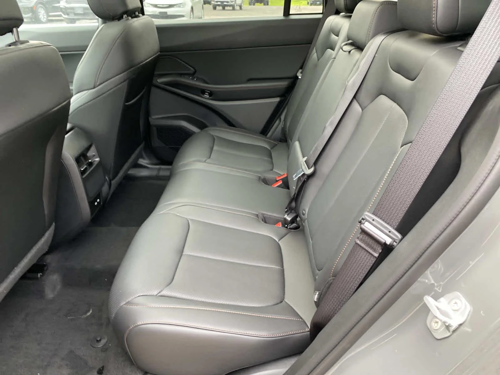 New 2026 Sting-Gray Clearcoat Jeep Limited image 7