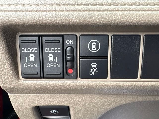 2024 Honda Odyssey EX - Photo 15