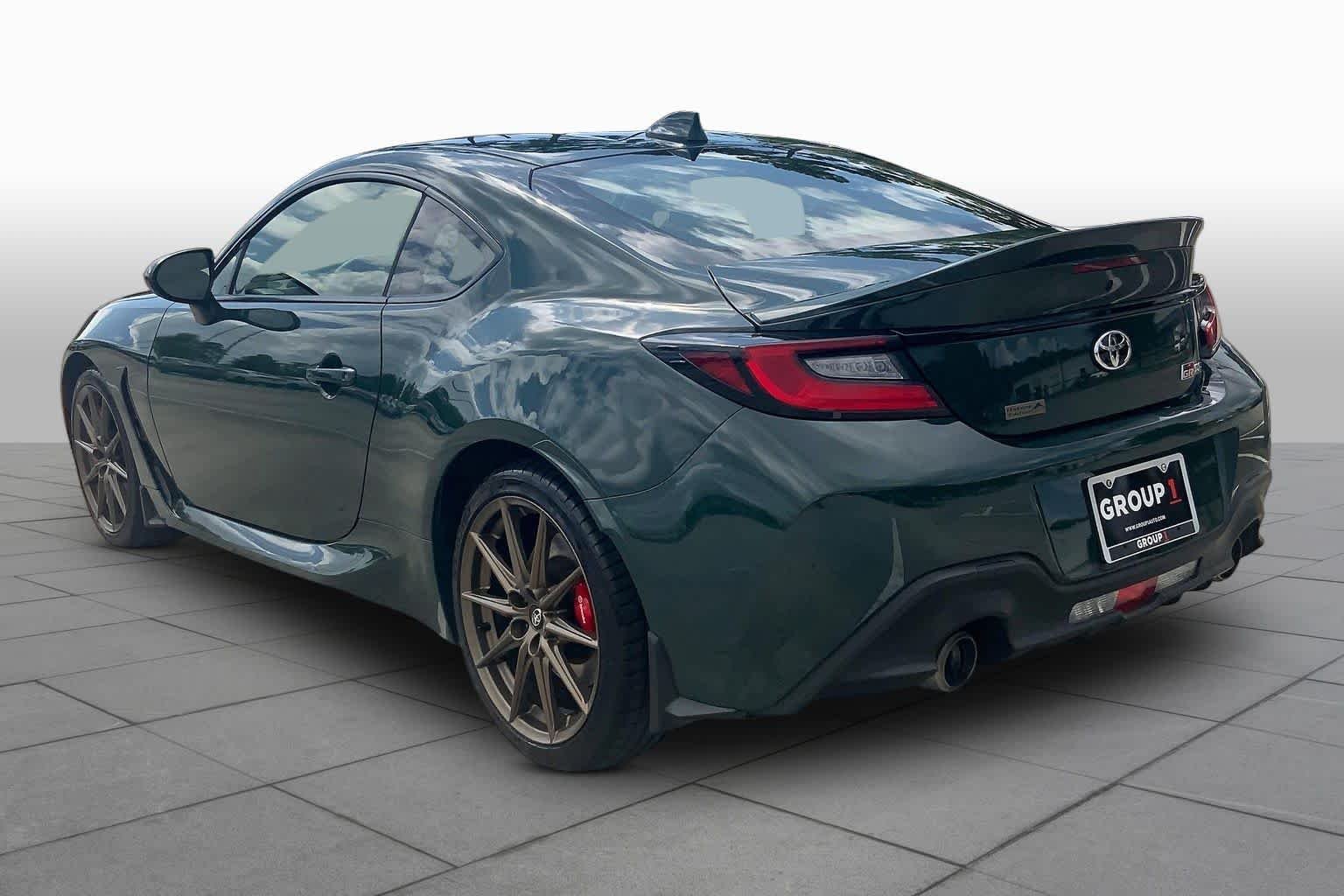 Used 2025 Ridge Green Toyota Hakone Edition image 10