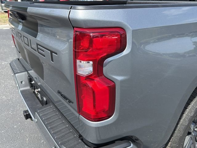 2026 Chevrolet Silverado 1500 RST - Photo 10