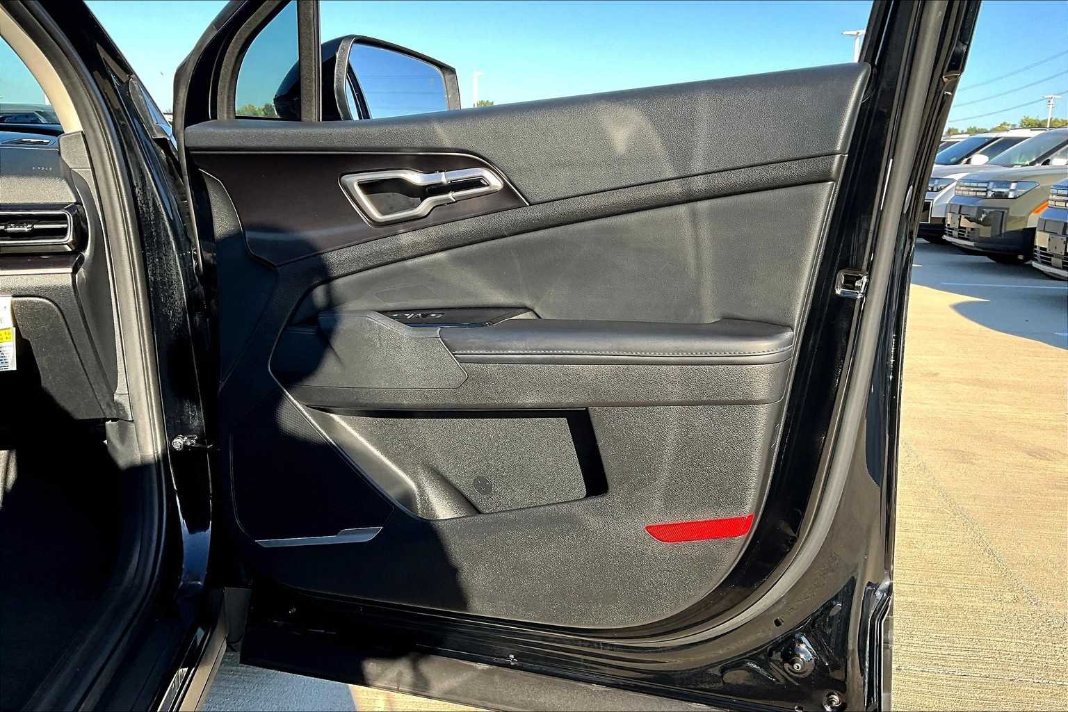 Used 2023 Ebony Black Kia EX image 41