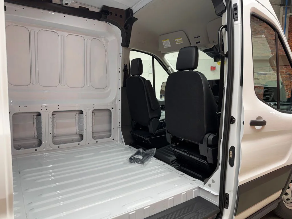 New 2026 Oxford White Ford Cargo Van image 9