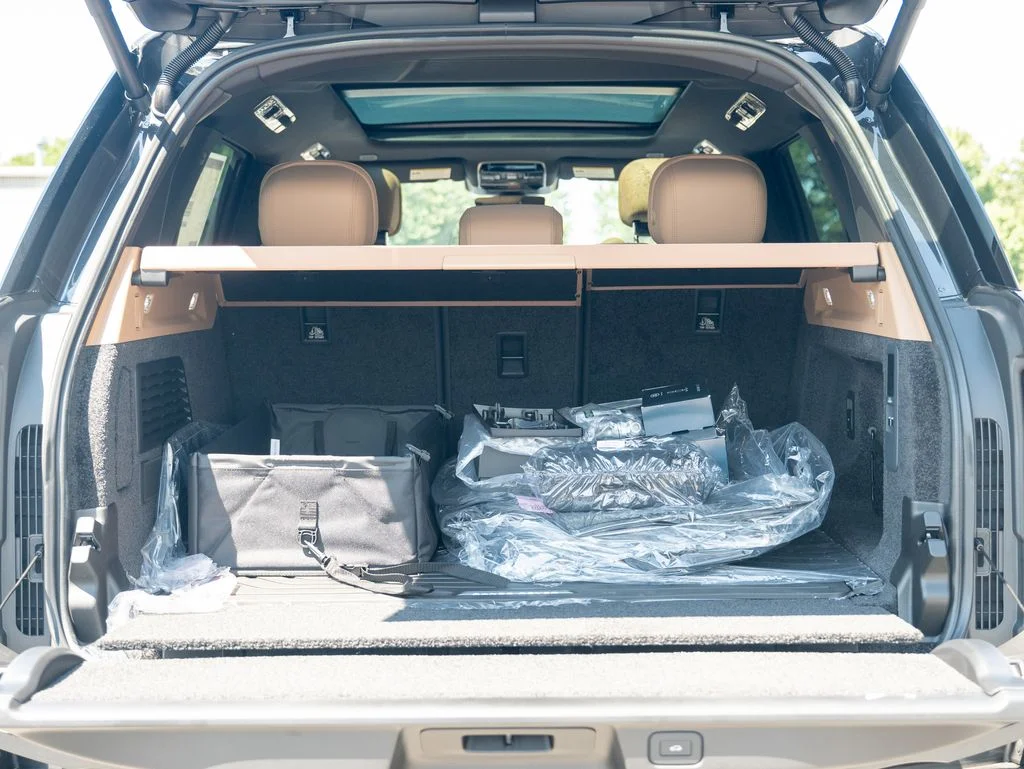 New 2026 Gray Land Rover SE image 25