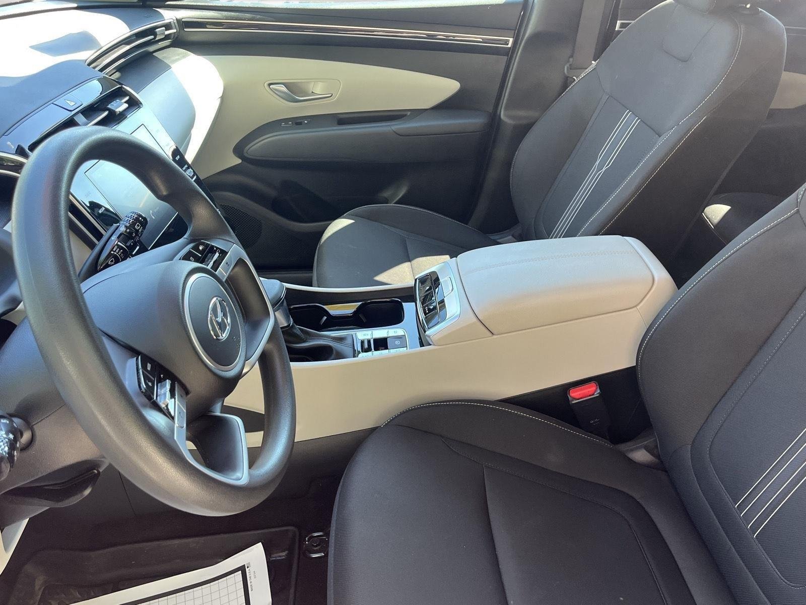 Used 2024 Shimmering Silver Hyundai SEL image 21